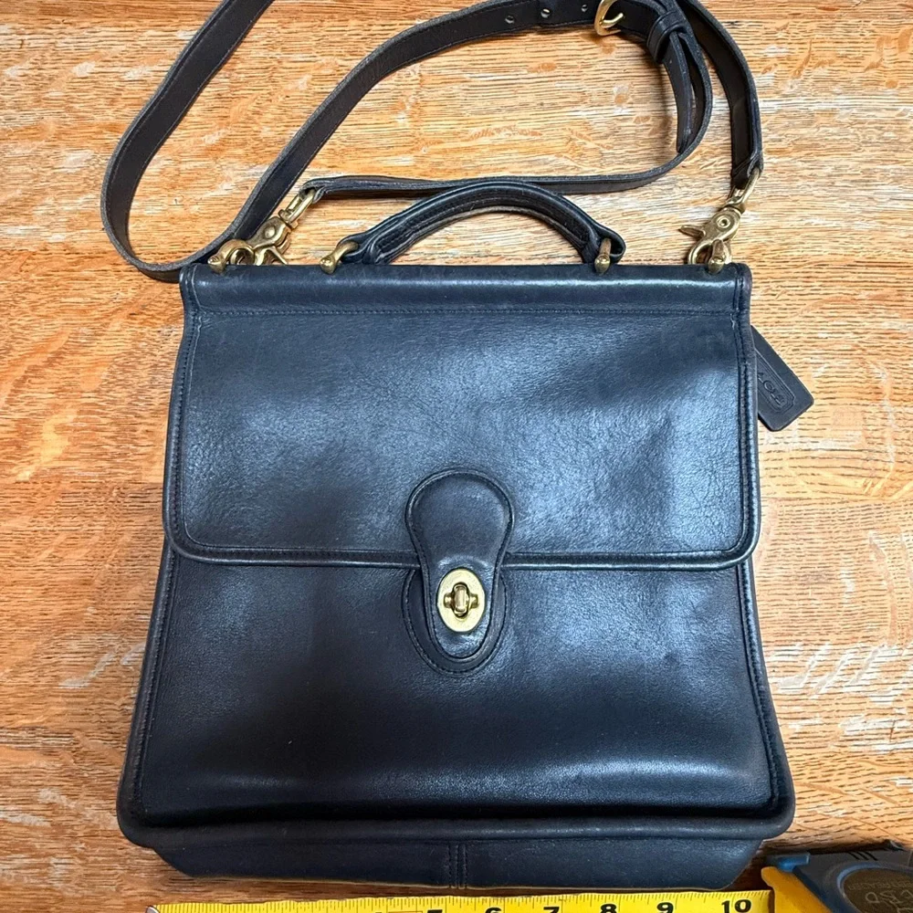 Vintage Willis Coach Purse - Picture 2 of 8